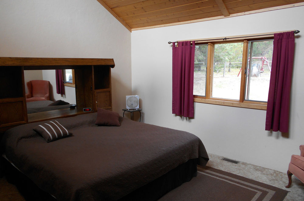 Dream Haven Guest Ranch Hotel Marion ภายนอก รูปภาพ
